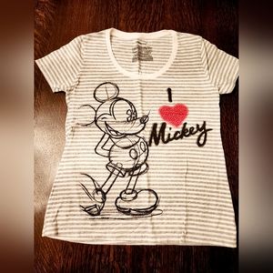 Disney 🏰 Mickey Mouse ❤️ Tshirt Ladies Size Large EUC $16